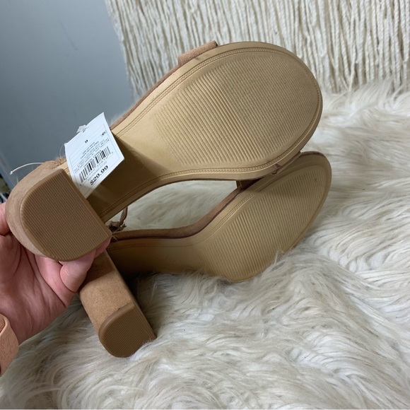 A New Day Nude Block Sandals - Picture 8 of 9